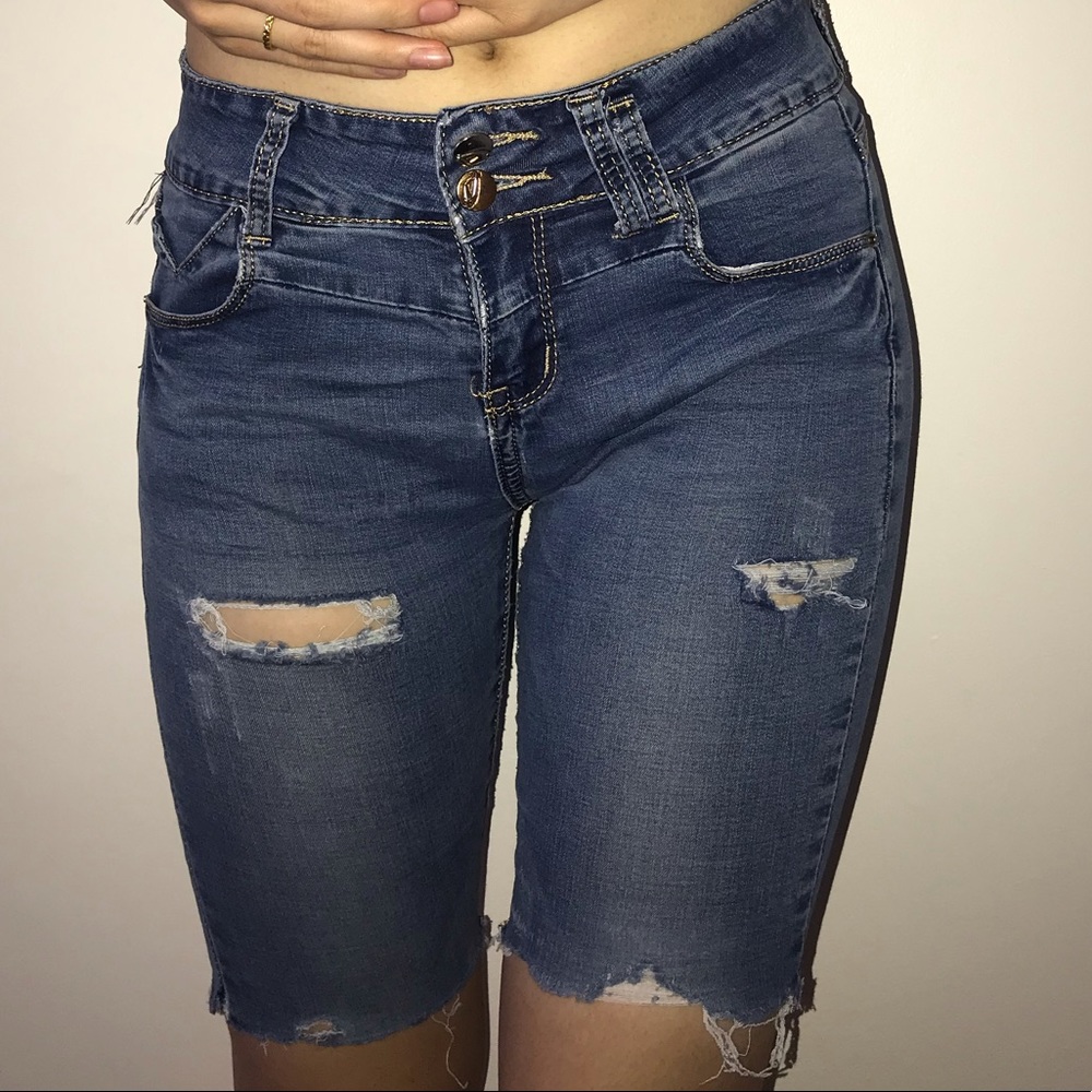 Thigh short jeans